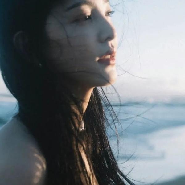 没事儿偷着乐